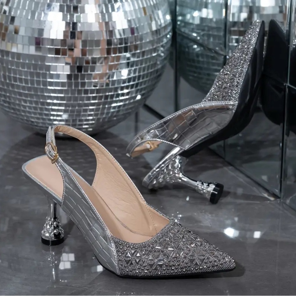 Glamorous Silver Slingback Heels - Picture 4 of 6